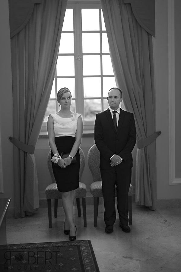 Fotografia ślubna pełna emocji: ujęcie z parkietu weselnego.