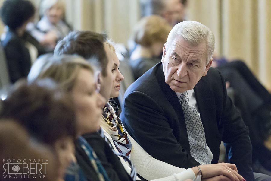 konferencja Thea fotograf