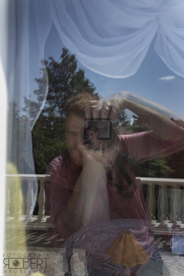 Portret Panny Młodej w welonie
