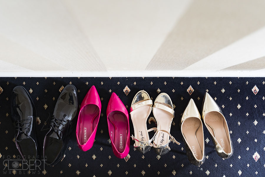 Przygotowania Pana Młodego (Romka) do ślubu