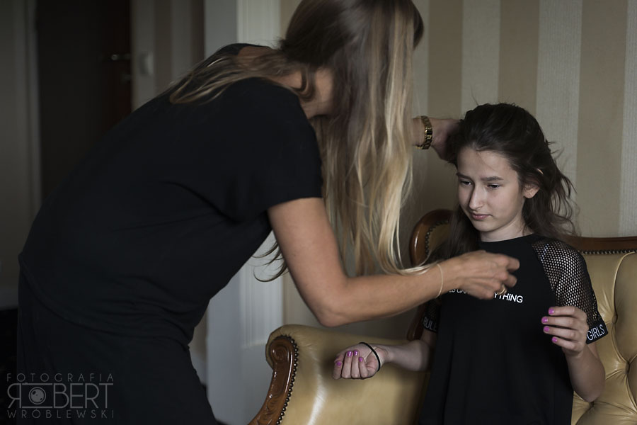 Ujęcia z przygotowań w hotelu