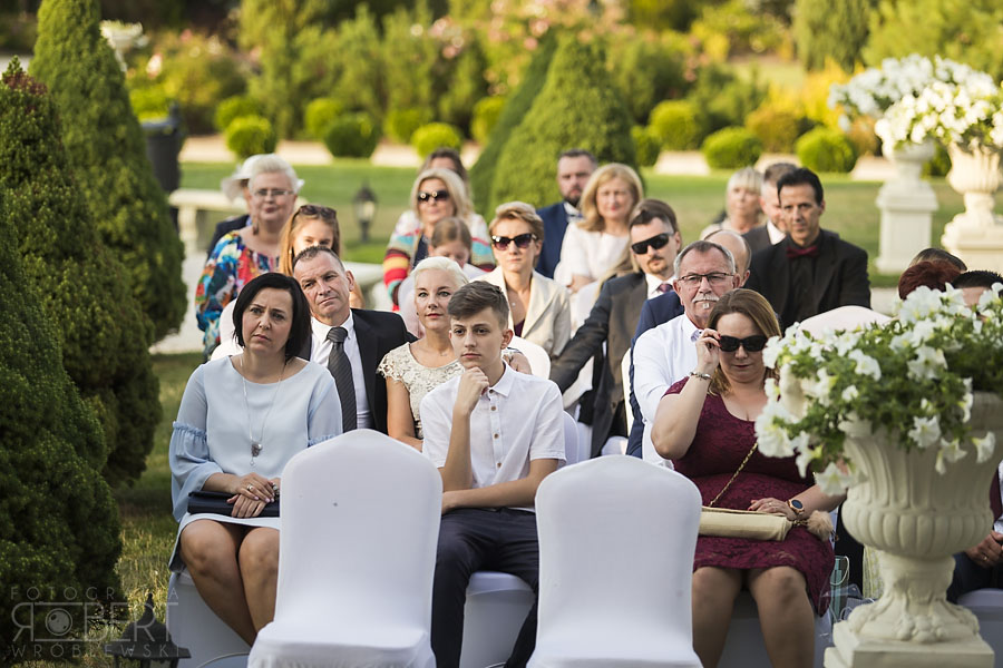 Uśmiechnięci małżonkowie - Asia i Romek