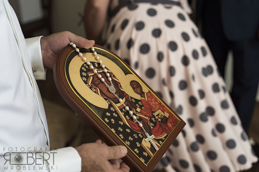 Panna Młoda tańczy z tatą, wzruszająca chwila