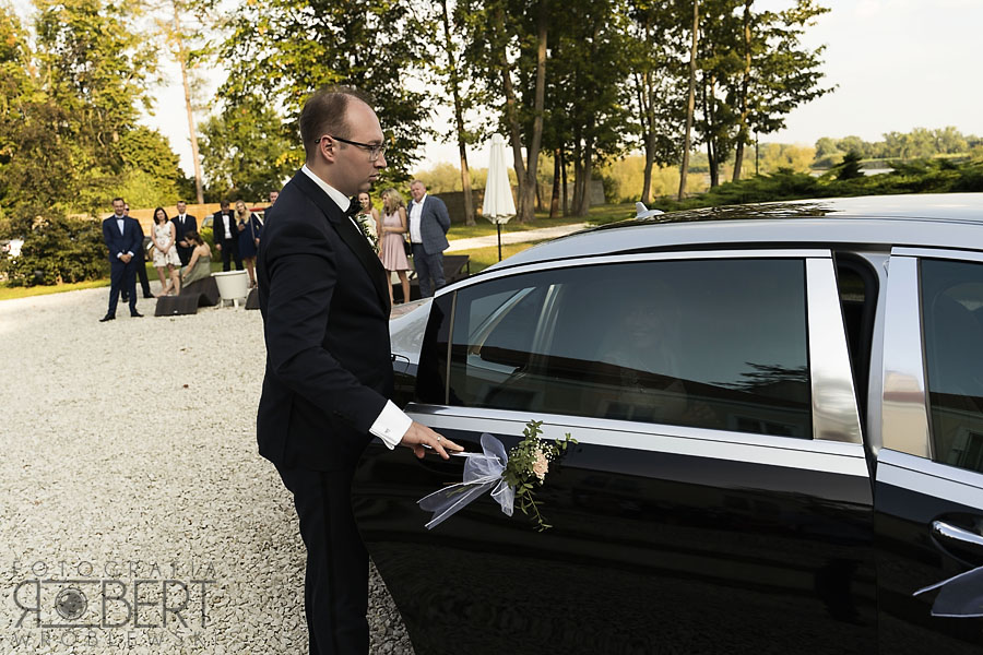 Wesele w Pałacu Smoszewo, Pan Młody tańczy