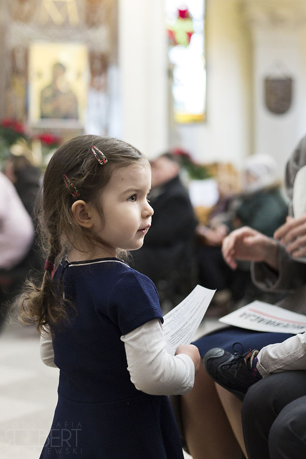 dzieci są zawsze sobą na zdjęciach