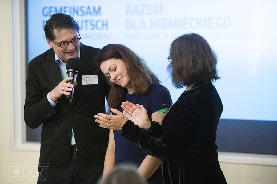 podziękowanie dla organizatorki konferencji podziękowanie dla organizatorki konferencji