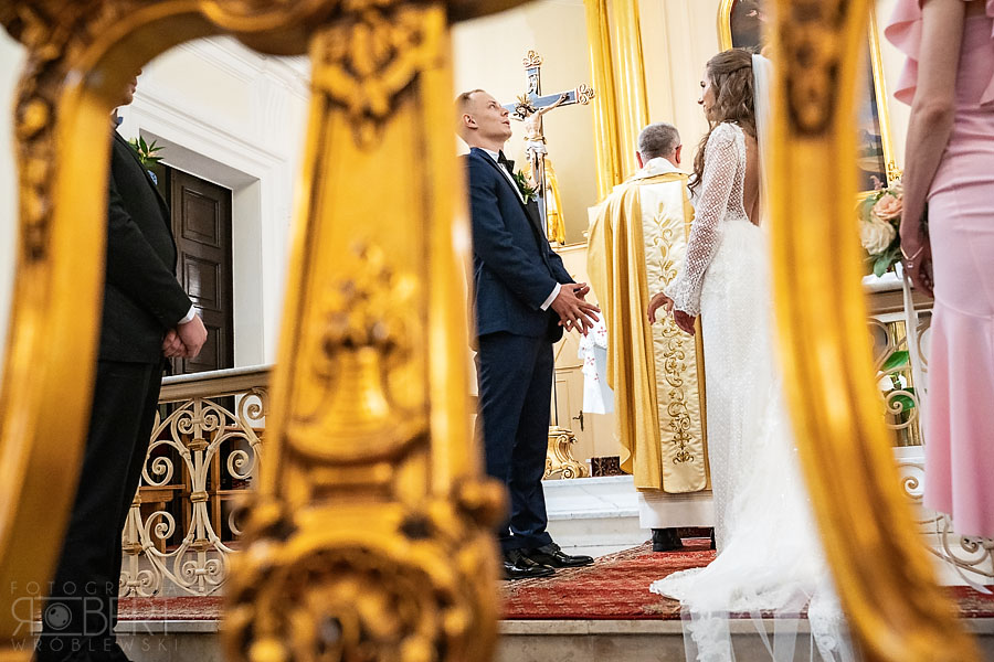 Beata i Maciej na moście przy Pałacu na Wodzie