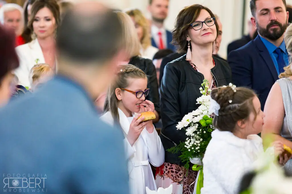 Pierwsza-komunia-gabi_0191