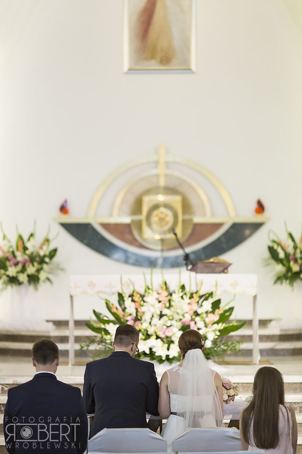 Uścisk z mamą po błogosławieństwie