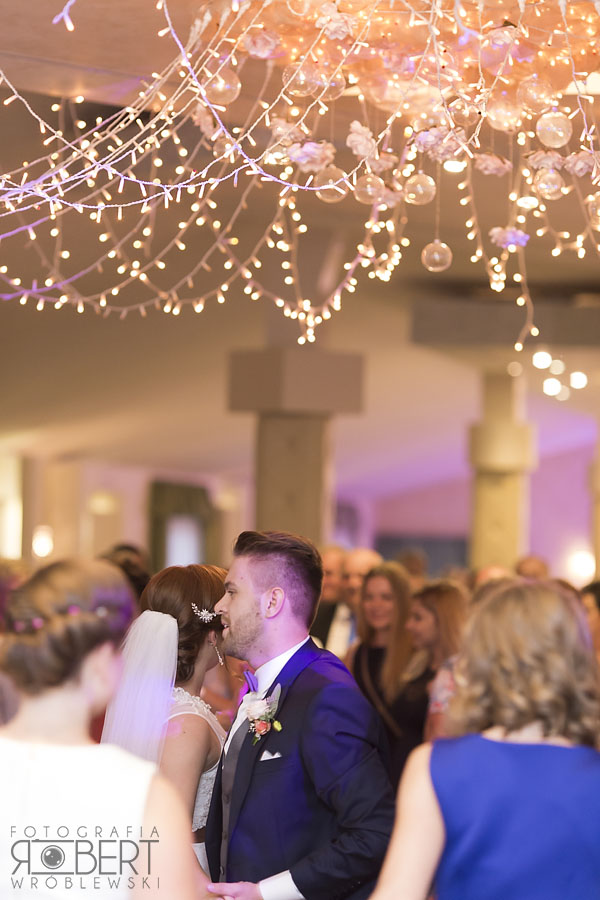 Nocny portret nowożeńców