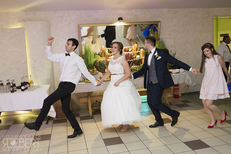 Dynamiczny reportaż z wesela w Koronie