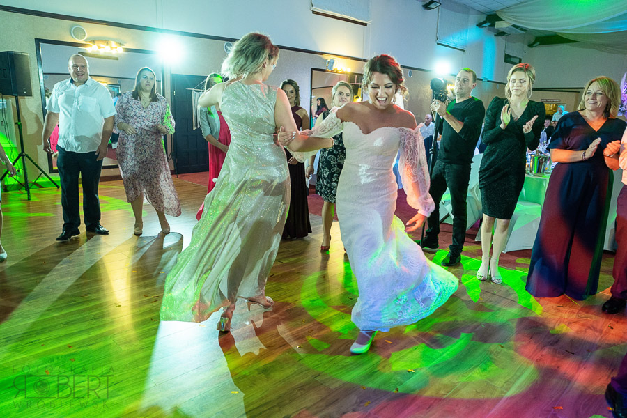 Przygotowania Mariusza - detale garnituru