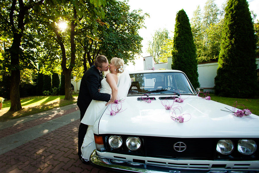 Taniec pary młodej w Villa Juliana