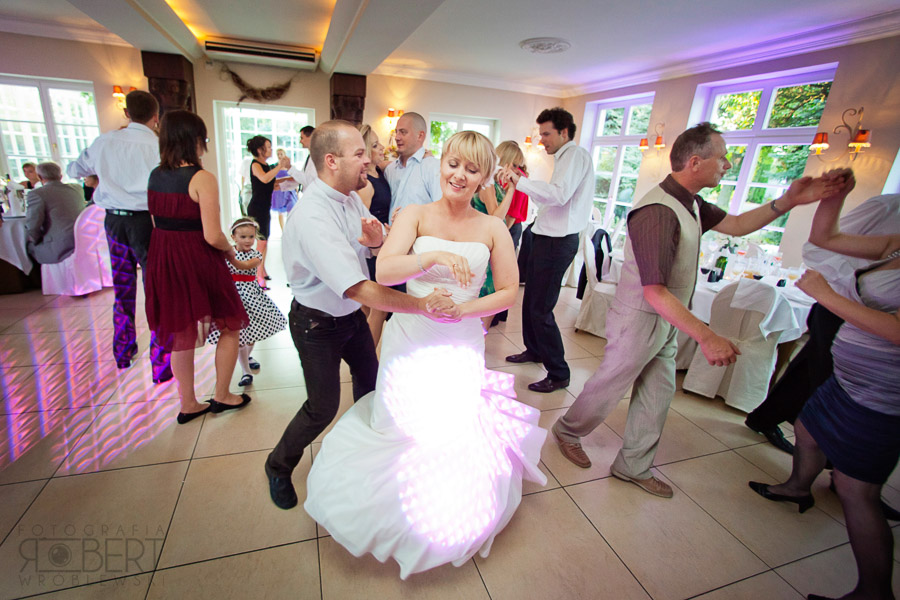 Szampan na weselu w Piasecznie