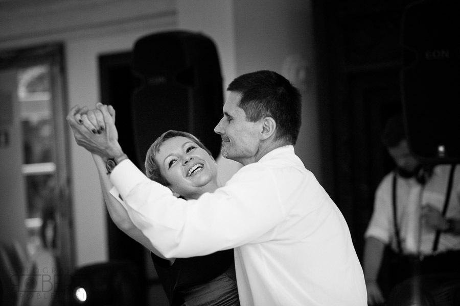 DJ Juicy prowadzi wesele w Villa Juliana