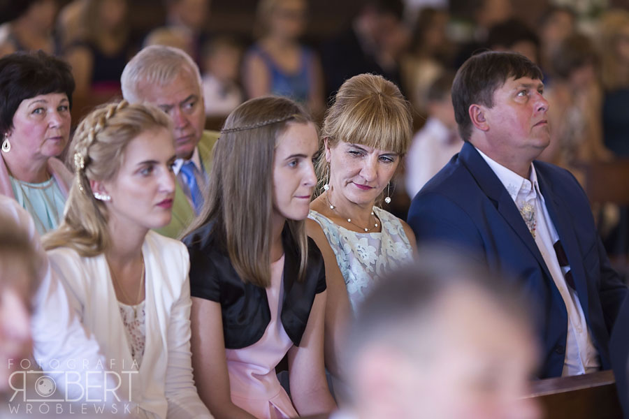 Wspólne zdjęcie z gośćmi przed hotelem