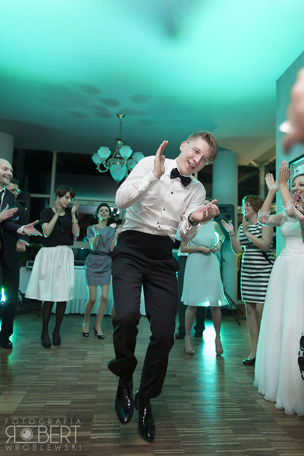 Sesja nocna w lesie Nowożeńcy pod gwiazdami w lesie Otwock