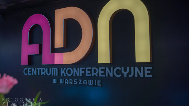 konferencja-w-ADN_01