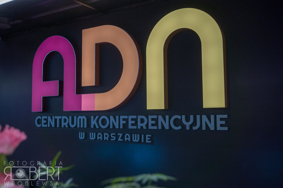 Fotograf eventowy Warszawa - otwarcie Kongresu w ADN