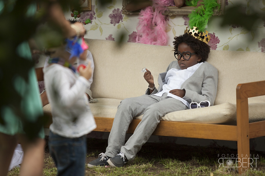 Zabawy najmłodszych gości w ogrodzie