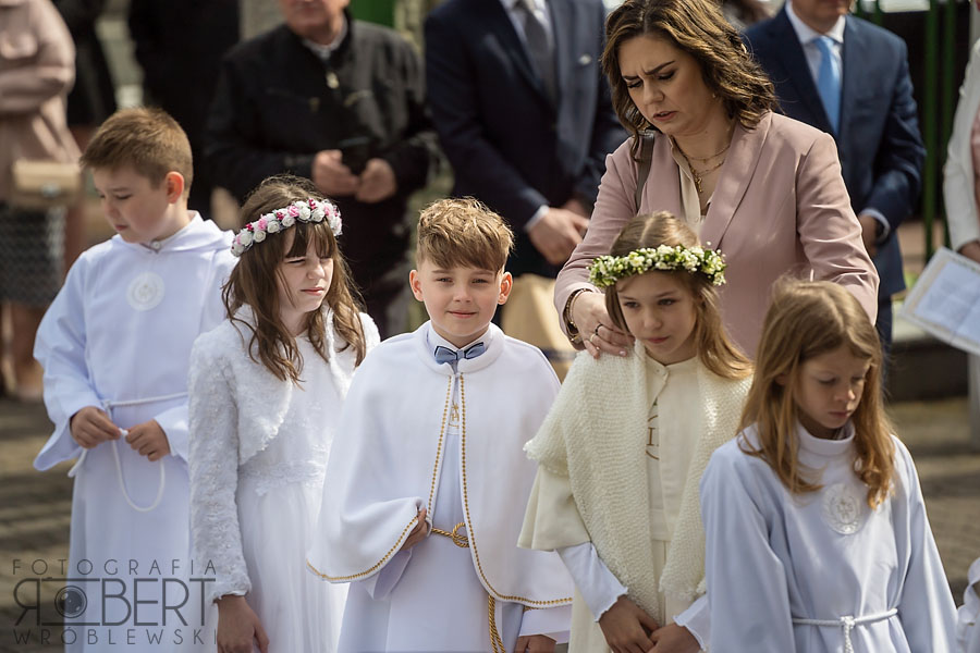 Kościół na Dickensa Warszawa - reportaż z komunii